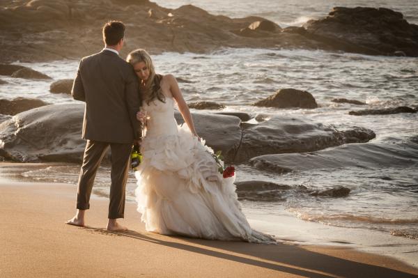 How to Choose a Suit for Your Beach Wedding