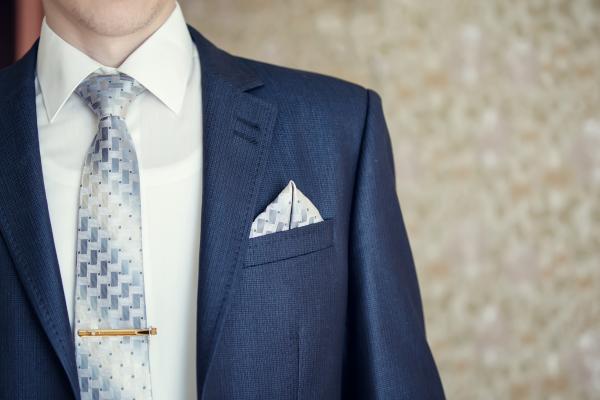 This Is Exactly How to Wear a Tie Bar